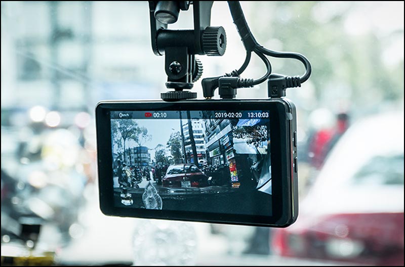 camera-hanh-trinh-la-gi-vi-sao-nen-lap-camera-hanh-trinh201 Camera hành trình là gì? Vì sao nên lắp camera hành trình cho ô tô - Thegioididong.com